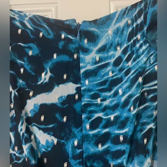 White House Black Market Sleeveless Ruffle Wrap Dress Blue Size 4 Coastal Vacay - Picture 7 of 10